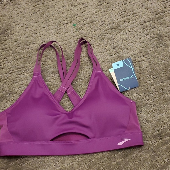 brooks fastforward free sports bra